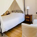 La Notre Dame Conciergerie Leroy Вилла *