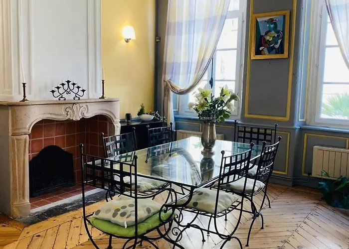 La Notre Dame Conciergerie Leroy Villa *